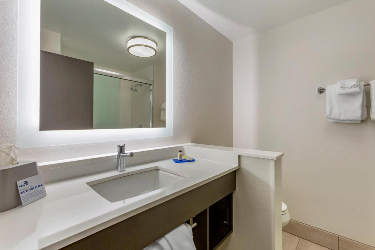 Holiday Inn Express & Suites - Phoenix Dwtn - State Capitol By Ihg Eksteriør billede