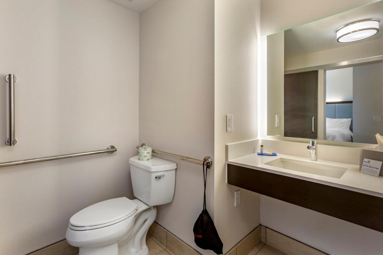 Holiday Inn Express & Suites - Phoenix Dwtn - State Capitol By Ihg Eksteriør billede