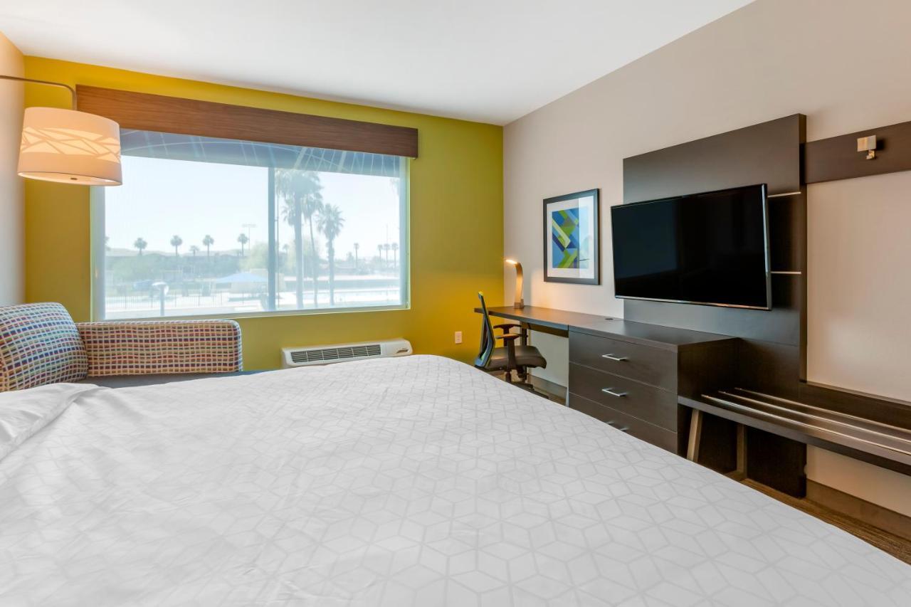 Holiday Inn Express & Suites - Phoenix Dwtn - State Capitol By Ihg Eksteriør billede
